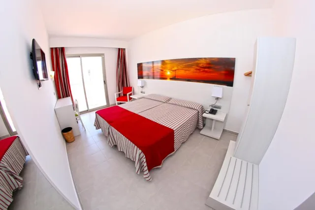غرفة قياسية بسرير مزدوج، Hotel Puchet Ibiza 8/10