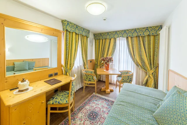 غرفة عائلية بسرير كوين وسريرين منفصلين بغرفتي نوم، Hotel Excelsior Planet 9/10