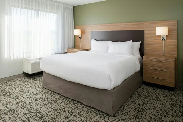 جناح بسريرين كينج بغرفتي نوم مع أريكة، Towneplace Suites Slidell 2/3