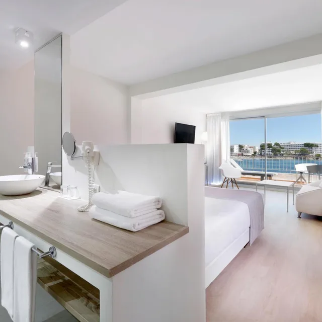Junior Suite, Sea Front، AluaSoul Ibiza - Adults Only 9/9