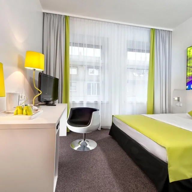 غرفة قياسية بسرير كينج، Wyndham Garden Dusseldorf City Centre Konigsallee 6/8