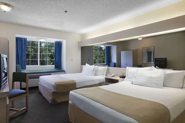 غرفة قياسية بسريرين كوين، Microtel Inn & Suites by Wyndham Palm Coast I-95 2/3