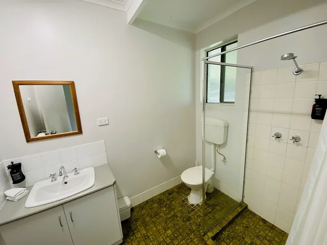 2 Bedrooms, Motel, Standard, 2 Double Beds، Victor Harbor Holiday & Cabin Park 3/3