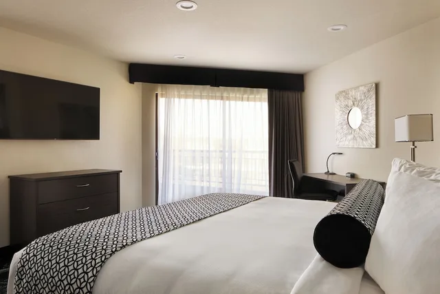 غرفة ديلوكس بسرير كينج بإطلالة على النهر، Centennial Hotel Spokane 4/5