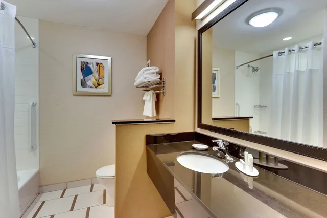 جناح بسرير كينج، Fairfield Inn Suites Dunn I 95 4/4