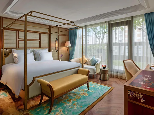 غرفة تنفيذية بسرير كينج مع دخول الصالة في طابق مرتفع، Grand Mercure Hanoi 7/10