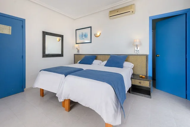 Studio, Twin Beds, Balcony, Aparthotel Vibra Del Mar 2/3