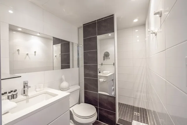 Hip, Standard, 2 Queen Beds، Hotel Zero 1 5/5