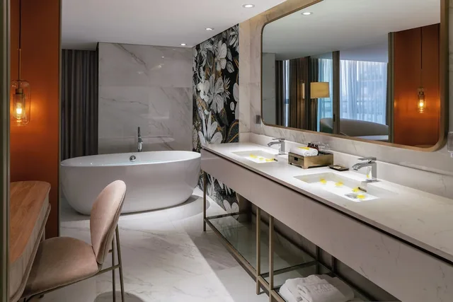 Sky, Executive, Suite, King Bed، Hanoi Le Jardin Hotel & Spa 5/5
