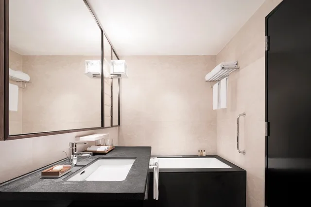 Tower Wing Horizon Club Deluxe، Shangri-La Singapore 2/2