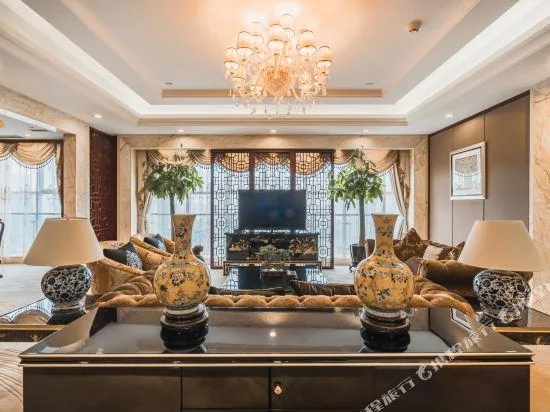 Lantian Hotel، شانغهاي 18/22