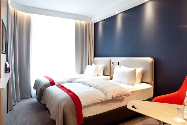 غرفة قياسية بسرير فردي، Holiday Inn Express Recklinghausen 1/5