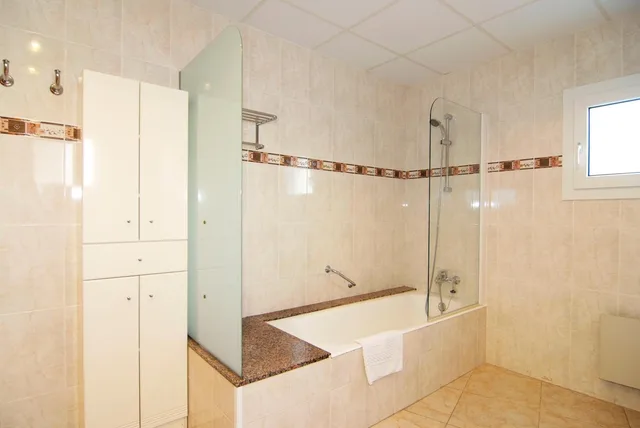 غرفة عائلية، Hotel Portbo 9/9