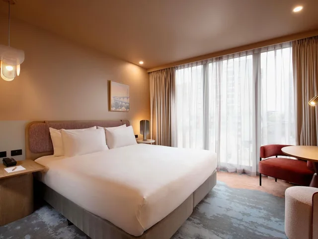 غرفة قياسية بسرير كينج، Mercure Melbourne La Trobe Street 1/10