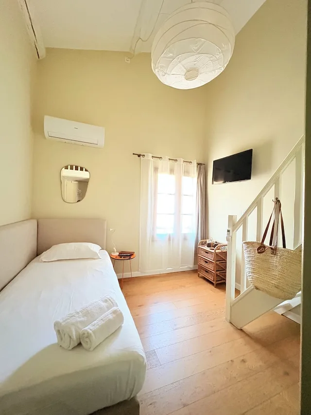 غرفة عائلية بسرير كينج وسرير فردي، Domaine Cie 1/7