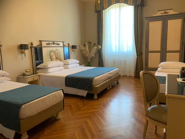 غرفة عائلية رباعية، Hotel Donatello 1/4