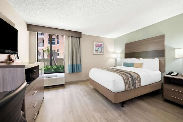 غرفة قياسية بسرير كوين لذوي الإعاقة، Best Western Intracoastal Inn 1/7