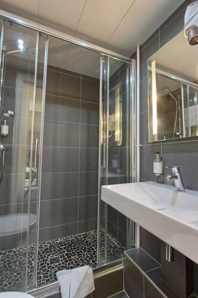 غرفة عائلية بسرير كوين وسريرين منفصلين، Hotel Villa Margaux 5/5