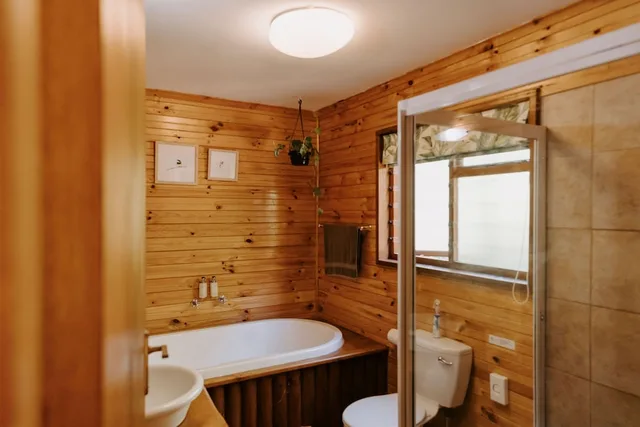 1 Bedroom, Cabin, King Bed, Valley View، Thunzi Bush Lodge 8/10