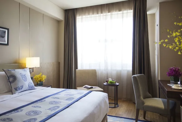 3 Bedrooms, Executive, 2 Double and Twin Beds, Somerset Wusheng Wuhan 2/7