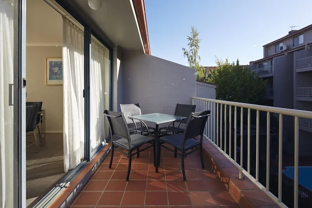 Pinnacle Apartments, Canberra 31/43