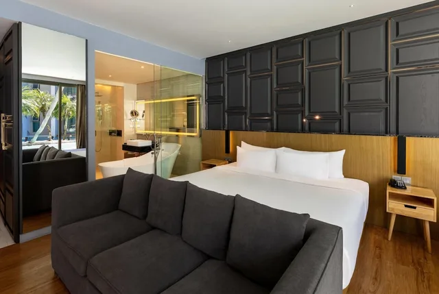 جناح استوديو بسرير كينج، Wyndham Grand Nai Harn Beach Phuket 1/7