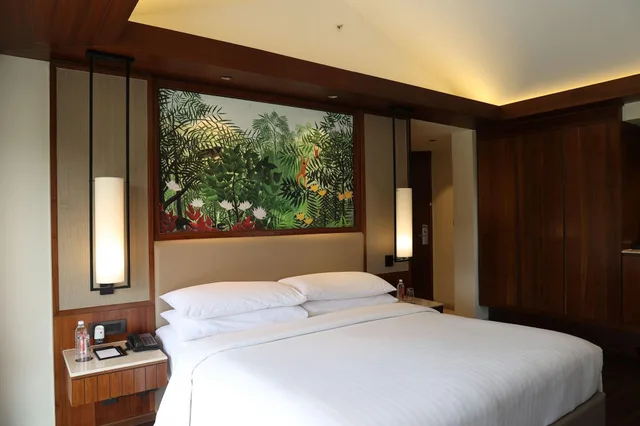 غرفة ديلوكس بسرير كينج، Courtyard by Marriott Mahabaleshwar 7/8