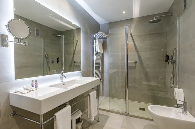 Superior, Single, Double Bed, No Balcony، Madeira Centro Hotel 3/3