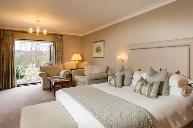 جناح جونيور بسرير مزدوج، Ashdown Park Hotel And Country Club 2/4