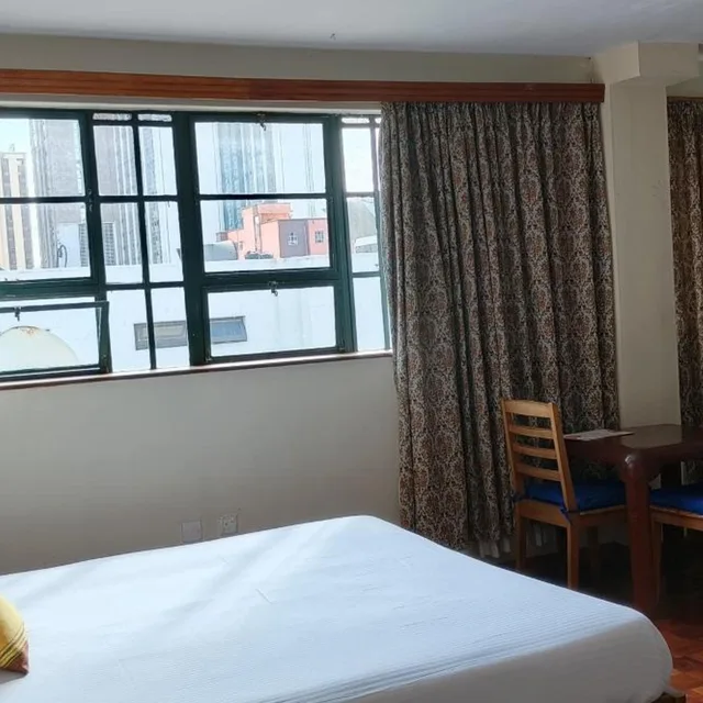 جناح سوبيريور، Kenya Comfort Hotel 4/8