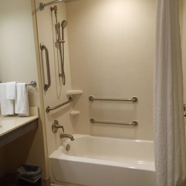 جناح بسرير كينج مع أريكة لذوي الإعاقة، Best Western Plus Centralia Hotel & Suites 8/8