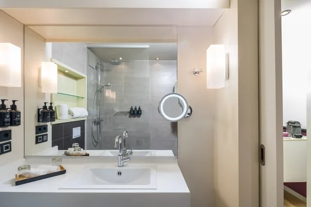 جناح بإطلالة على المدينة بغرفة نوم واحدة، Hotel Indigo Duesseldorf Victoriaplatz 7/7