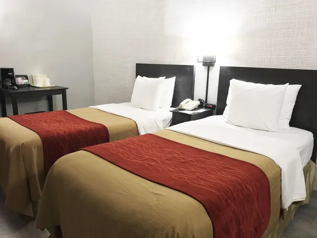 غرفة بسريرين منفصلين، The Heritage Hotel New York City 3/5