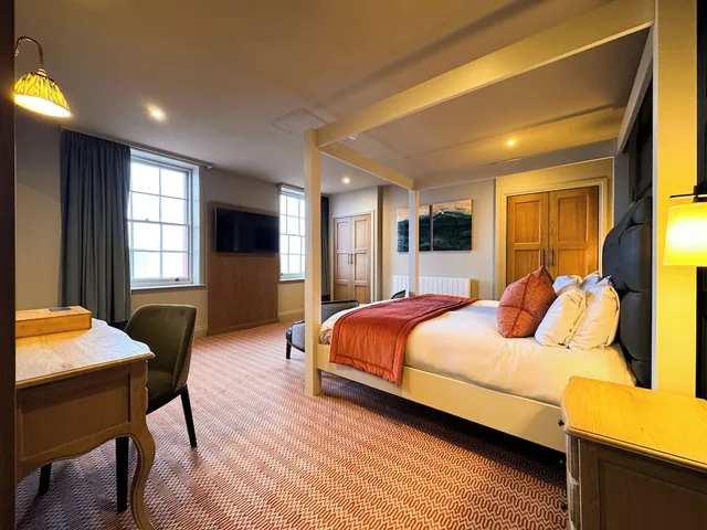 Four Poster, Double Bed، Royal Hotel Whitby 3/10
