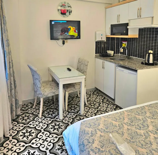 استوديو سوبيريور، Lemon Residence 8/19