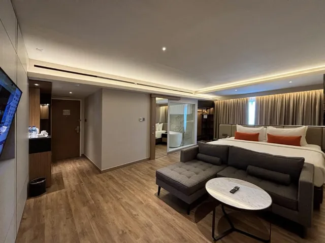 جناح جونيور، Grand Zuri Pekanbaru 4/6