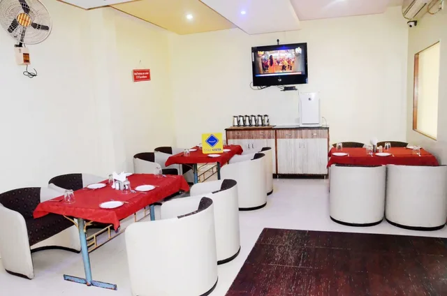 Vista Rooms At Station Road، أورنك آباد 16/35