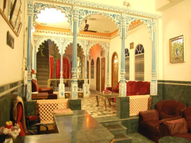 Hotel Lake Ghat Palace, Udaipur 7/53