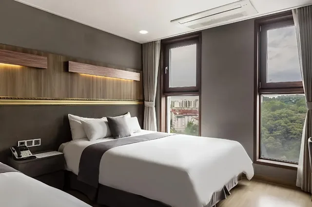 غرفة ديلوكس بسريرين منفصلين، Hotel Lart Gimpo 14/26
