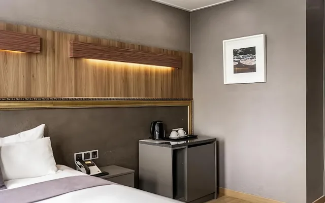 غرفة ديلوكس بسريرين منفصلين، Hotel Lart Gimpo 11/26