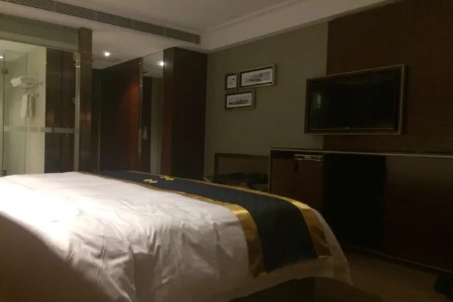 Echeng Hotel (Wuhan Optics Valley Pedestrian Street), Wuhan 46/84