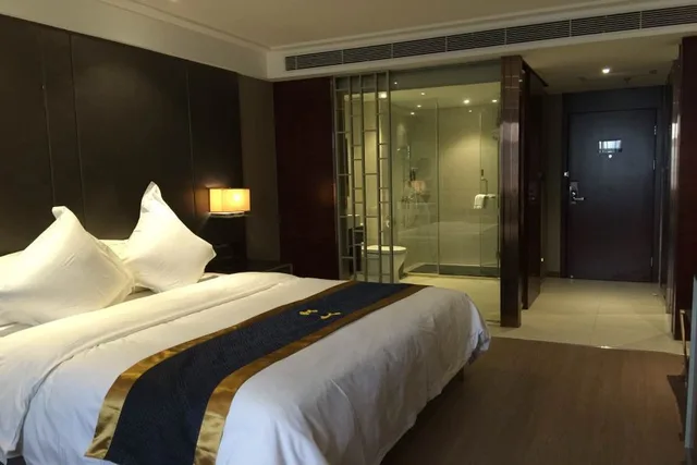 Echeng Hotel (Wuhan Optics Valley Pedestrian Street), Wuhan 58/84