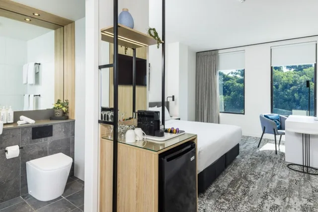 Oaks Cairns Hotel، كيرنز، كوينزلاند 59/93