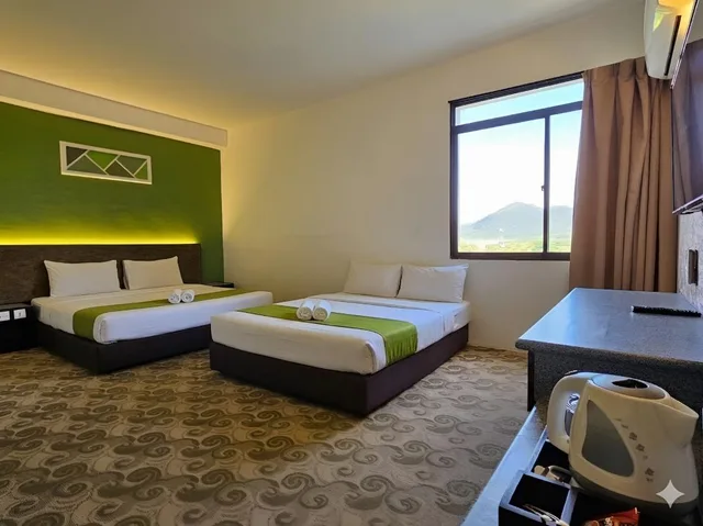 Family Room (1 Queen + 1 King Bed)، De Greenish Village Langkawi 1/12