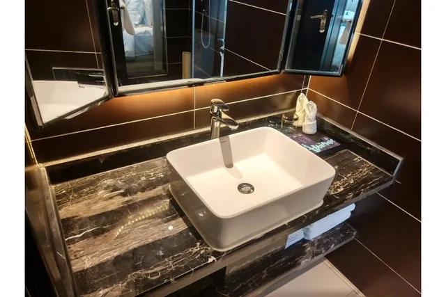 Xana Hotelle (Zhengzhou Guoji Road)، تشنغتشو 71/100