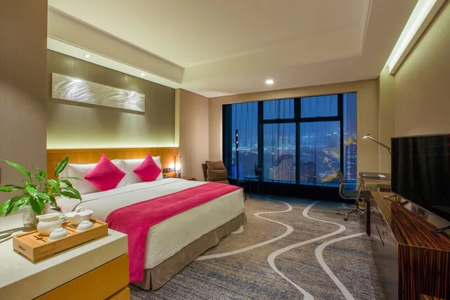Chongqing C-Plaza Hotel، تشونغتشينغ 18/65