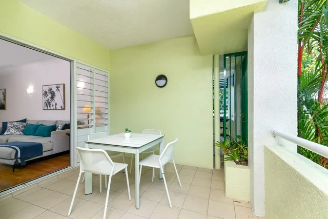 غرفة قياسية بإطلالة على المسبح بغرفتي نوم، Verandahs Port Douglas 5/6