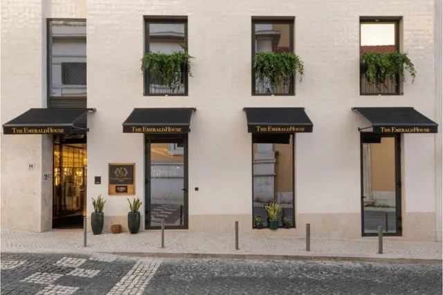 The Emerald House Lisbon Curio Collection by Hilton، Alcantara، Belem 2/41