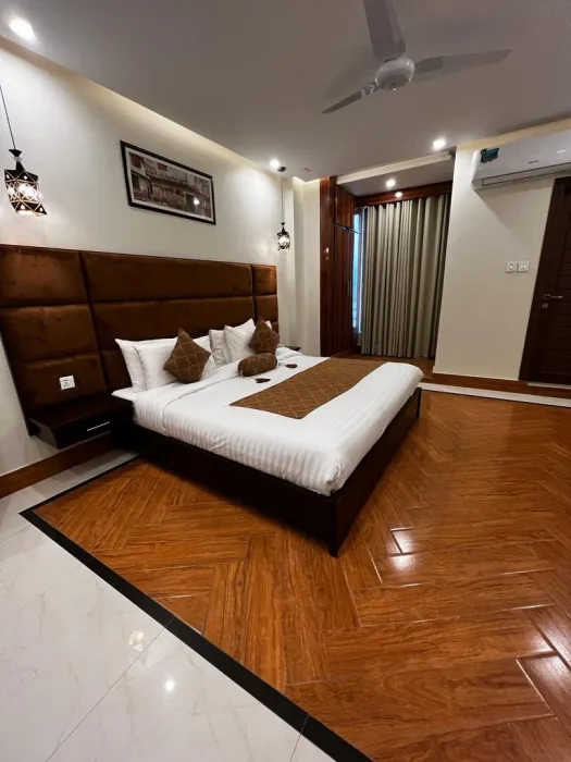 Deluxe Twin, Hotel One Swat 1/3
