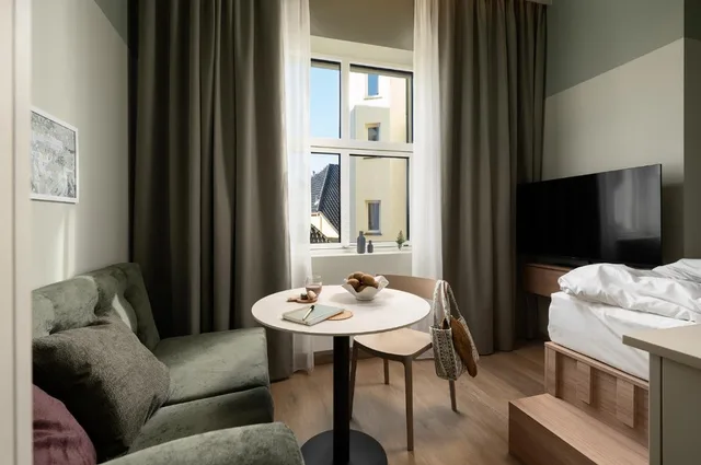 Altona Studio, Vander Altona 34/48